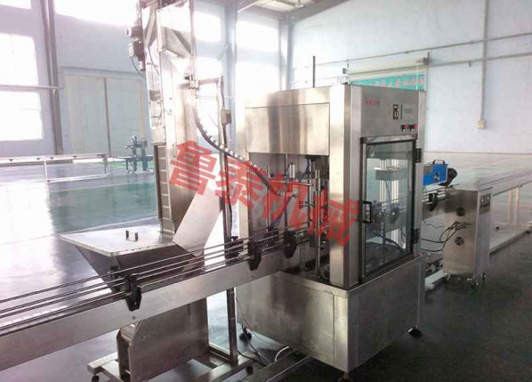 The plastic cover automatic sorting capping machine