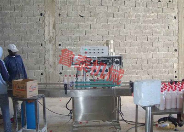 cap rubbing machine production site